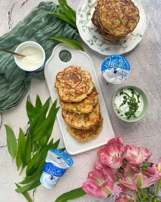 Obrázek k aktualitě Ovesné placičky s medvědím česnekem a jogurtem z Valašska