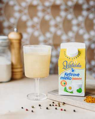 Obrázek k aktualitě Kefírové mléko z Valašska s kurkumou – zimní koktejl na podporu imunity