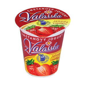 Smetanový jogurt z Valašska jahoda s vanilkou