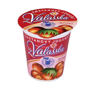 Smetanový jogurt z Valašska oříšek